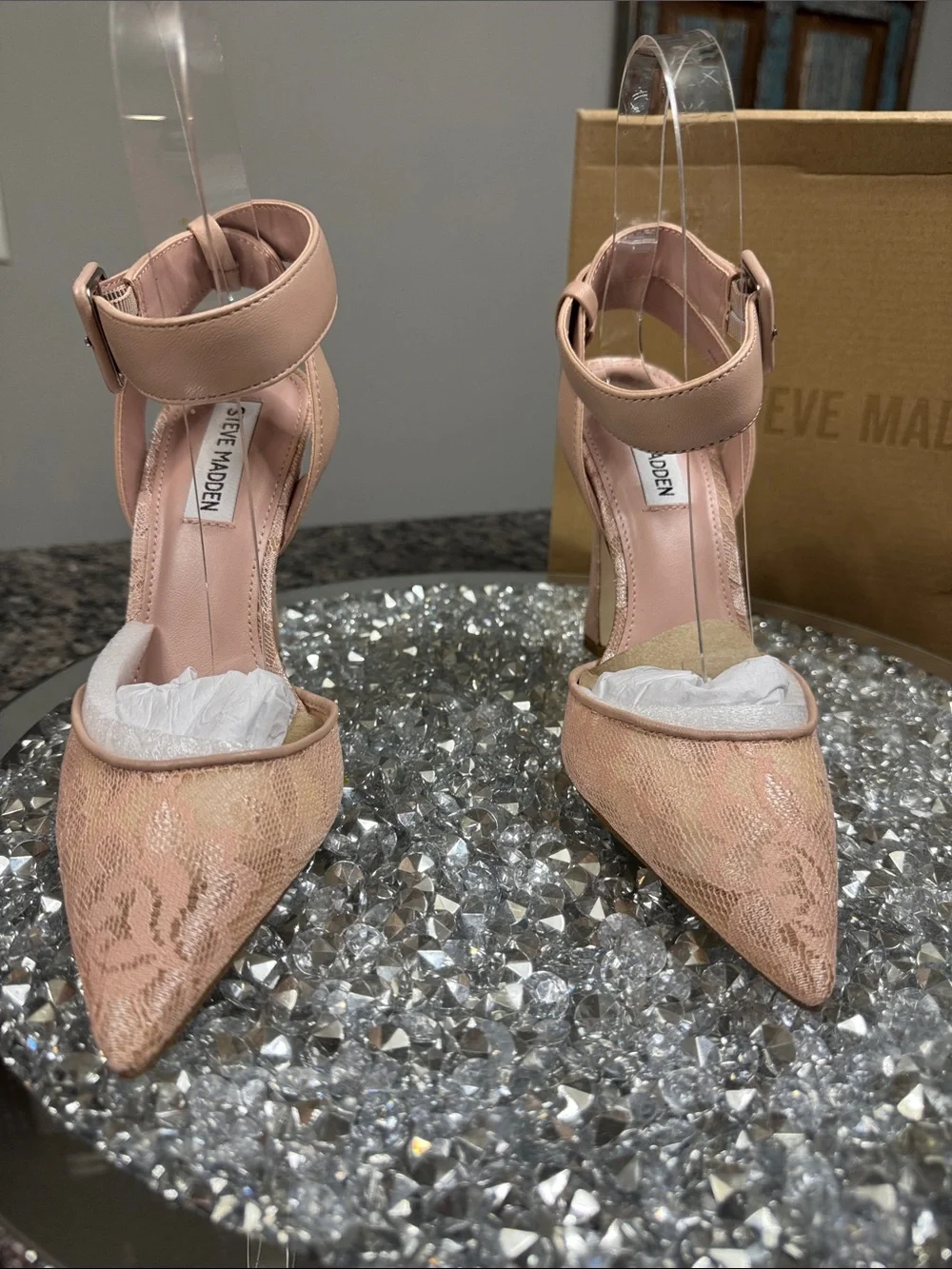 Steve Madden Sarantos mesh Nude Blush Lace Pointed-Toe Ankle Strap Heels NEW 7 - Picture 3 of 16